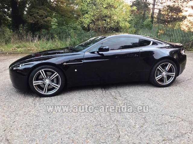 Rental Aston Martin Vantage 4.7 436 CV in Cannes