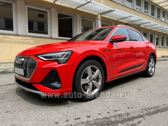 Rental Audi e-tron 55 quattro S Line (electric car) in Brides-les-Bains