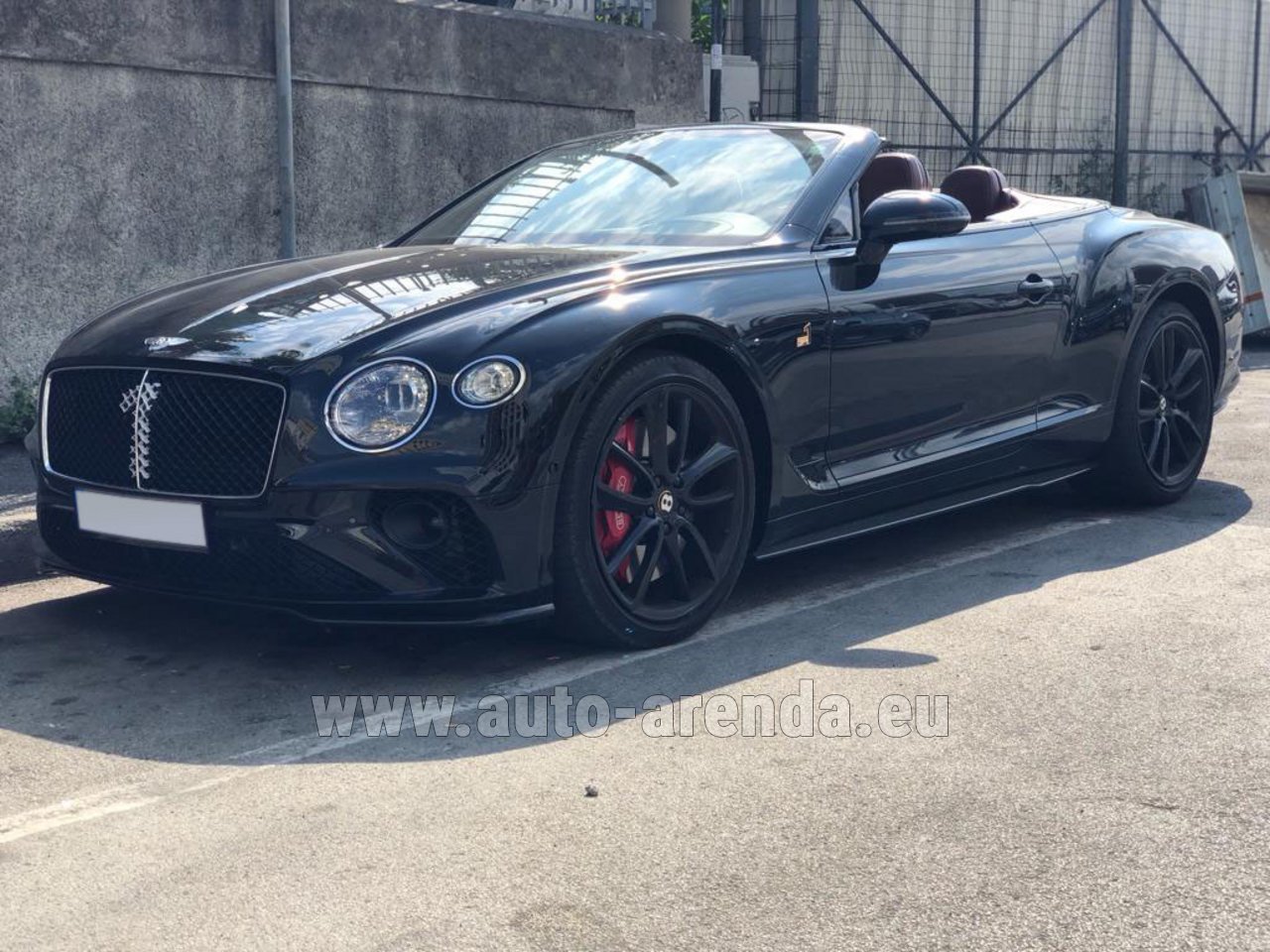 Аренда Бентли Bentley Continental GTC W12 Number 1 в Монрише-Ле-Боше |  Авто-Аренда