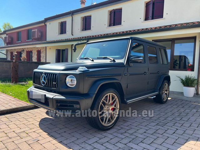 Rental Mercedes-Benz G 63 AMG in Toulouse