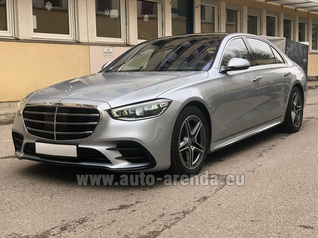 Rental Mercedes-Benz S-Class S 400 Long 4Matic Diesel AMG equipment in Valfrejus