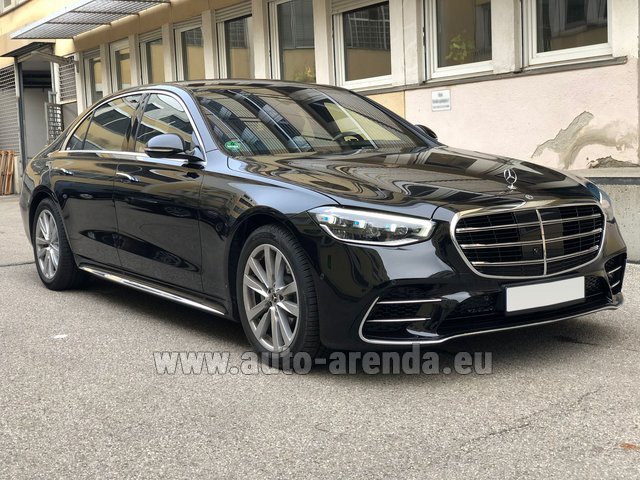 Rental Mercedes-Benz S-Class S580 Long 4MATIC AMG equipment W223 in Marseille Provence airport