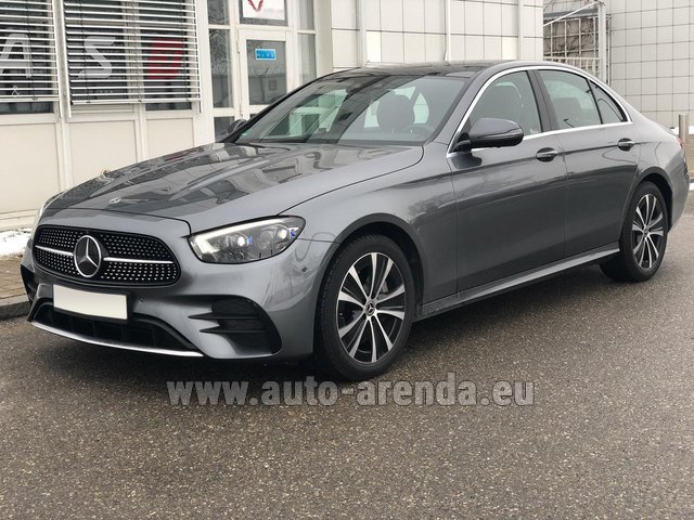 Rental Mercedes-Benz E400d 4MATIC AMG equipment in Marseille Provence airport