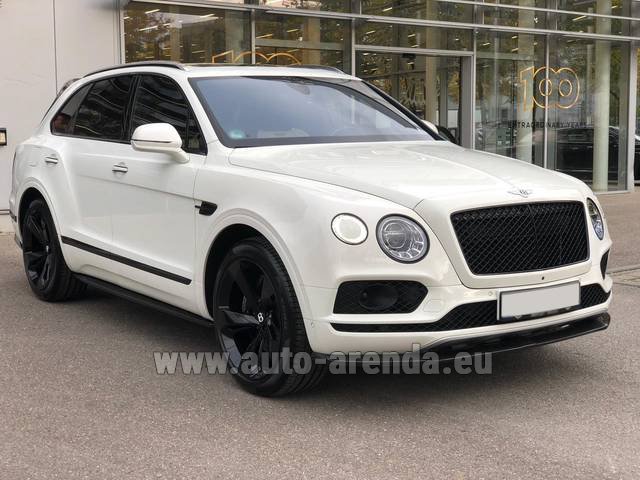 Transfer from Grenoble Alpes-Isere Airport to Meribel by Bentley Bentayga V8 car