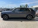 Rolls-Royce Cullinan Graphite car for transfers from airports and cities in Germany and Europe.
